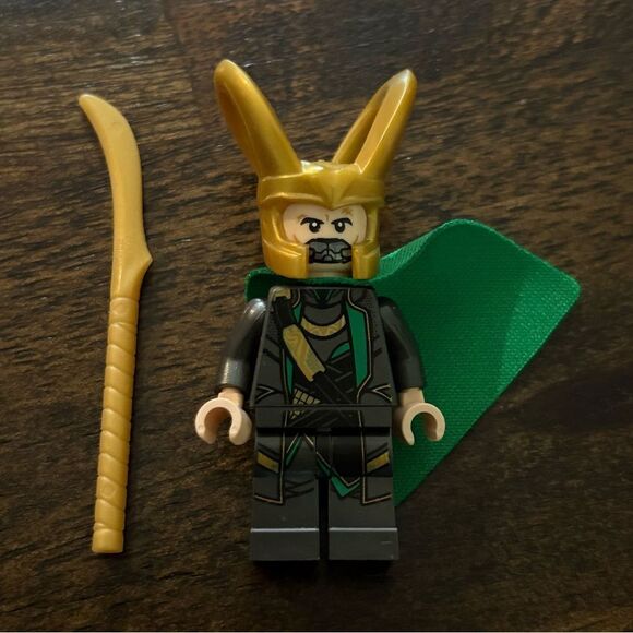 LEGO minifigure of Loki - Picture 3 of 4